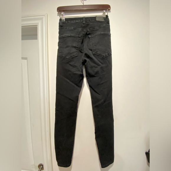BLACK HIGH RISE AEROPOSTALE JEANS - Picture 2 of 4